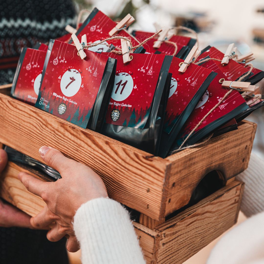 Adventskalender im Korb