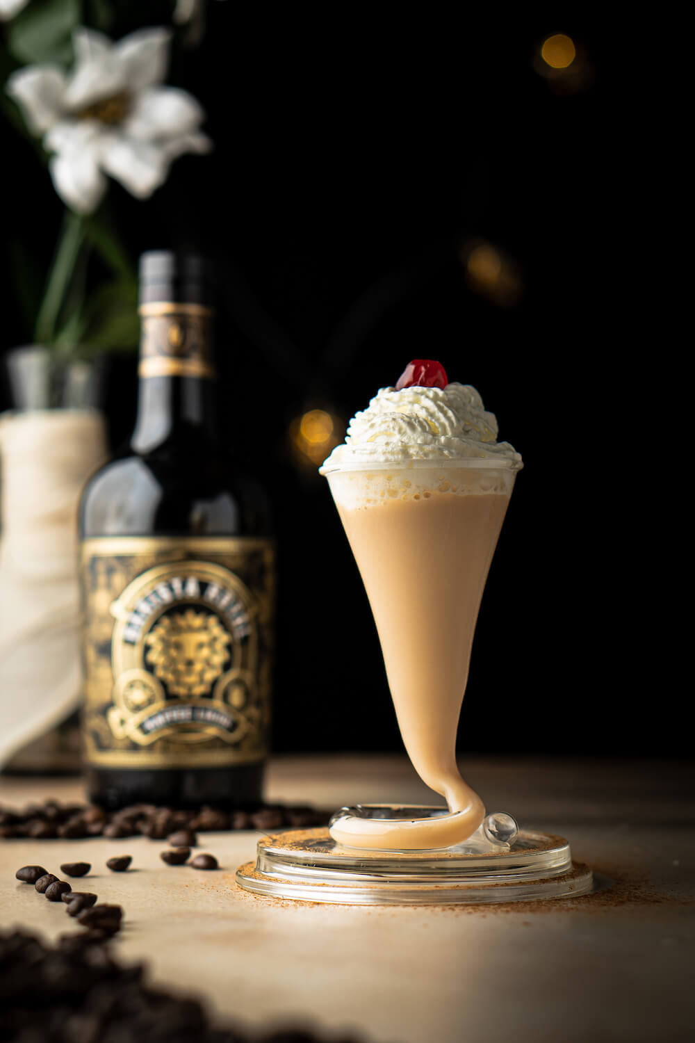 Premium Kaffeelikör - Vollmundiger Geschmack durch Kaffeebohnen aus schonender Trommelröstung, aufgegossen mit echtem Rum - 20% - Premium Kaffeelikör - Vollmundiger Geschmack durch Kaffeebohnen aus schonender Trommelröstung, aufgegossen mit echtem Rum - 20% - Barista Royal GmbH