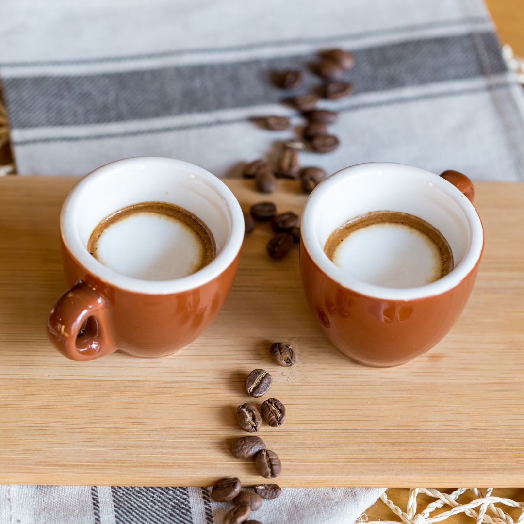 Espresso Macchiato, Caffè Macchiato & Café Cortado: Der ultimative Gui