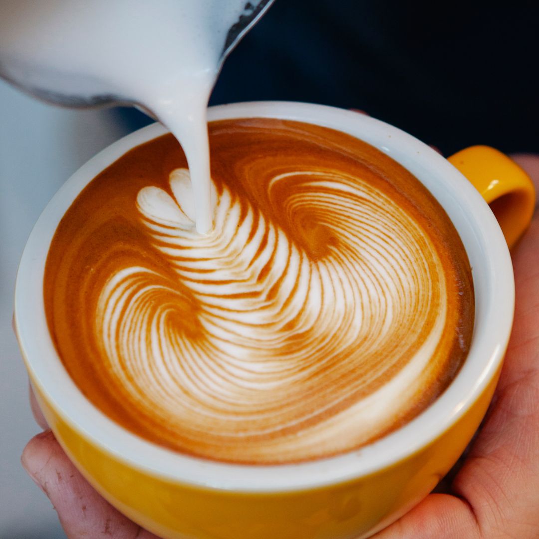 Latte Art für Anfänger: Eine Schritt-für-Schritt-Anleitung