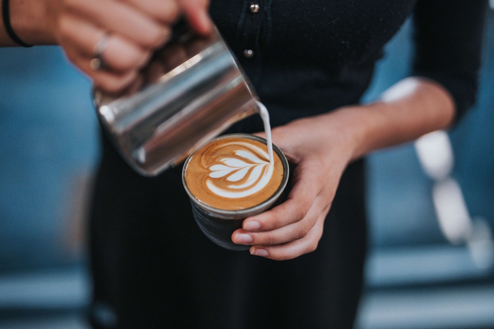 Latte Art - Barista Royal GmbH